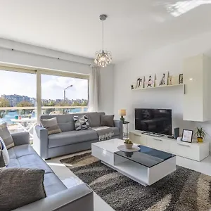 Stunning - Sunnyside 3-bedroom Sliema